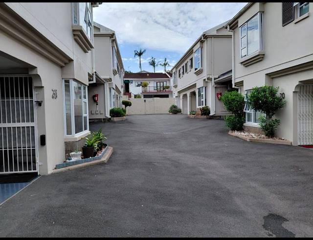 3 BEDROOM TOWNHOUSE FOR SALE IN DURBAN NORTH